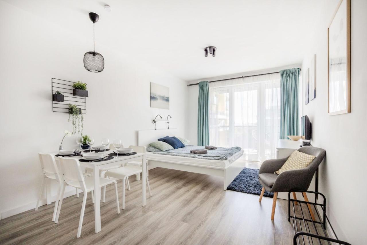 Modern Riverside With Free Parking Apartment *